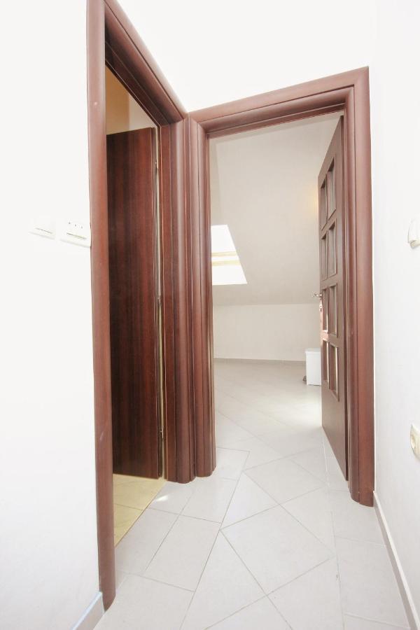 Apartments By The Sea Vlasici, Pag - 9324 Екстер'єр фото