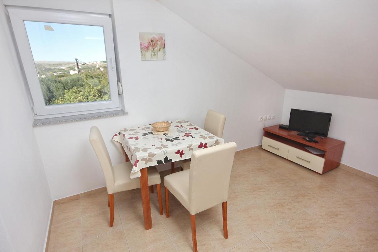 Apartments By The Sea Vlasici, Pag - 9324 Екстер'єр фото