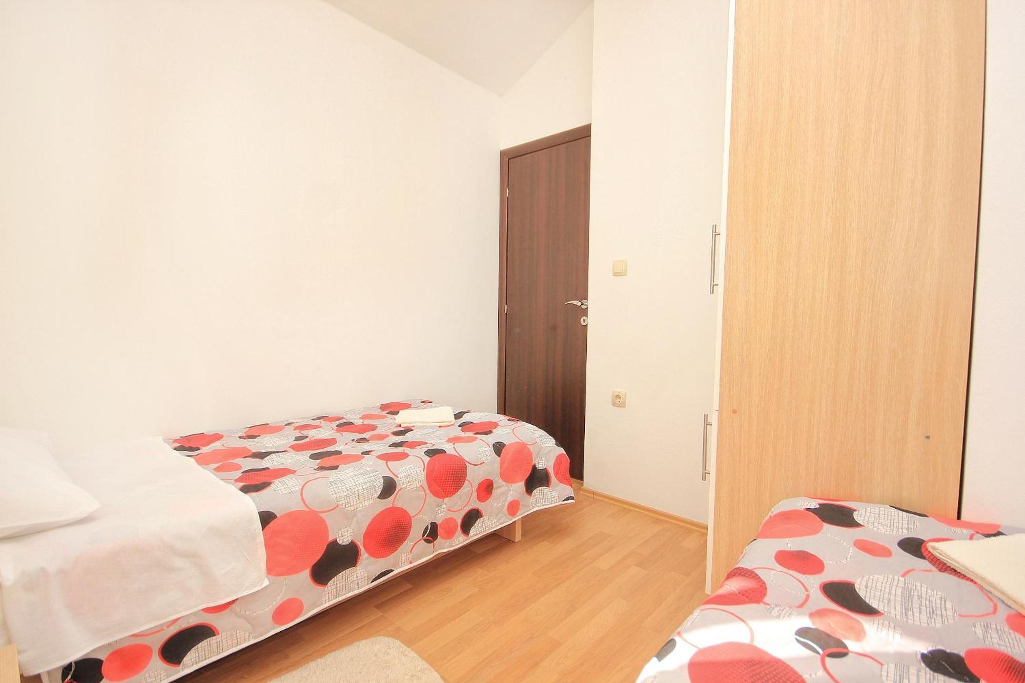 Apartments By The Sea Vlasici, Pag - 9324 Номер фото
